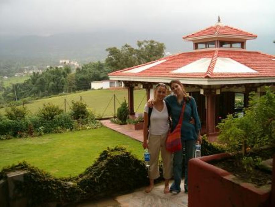 Neta and Tamar in the Hindi temple