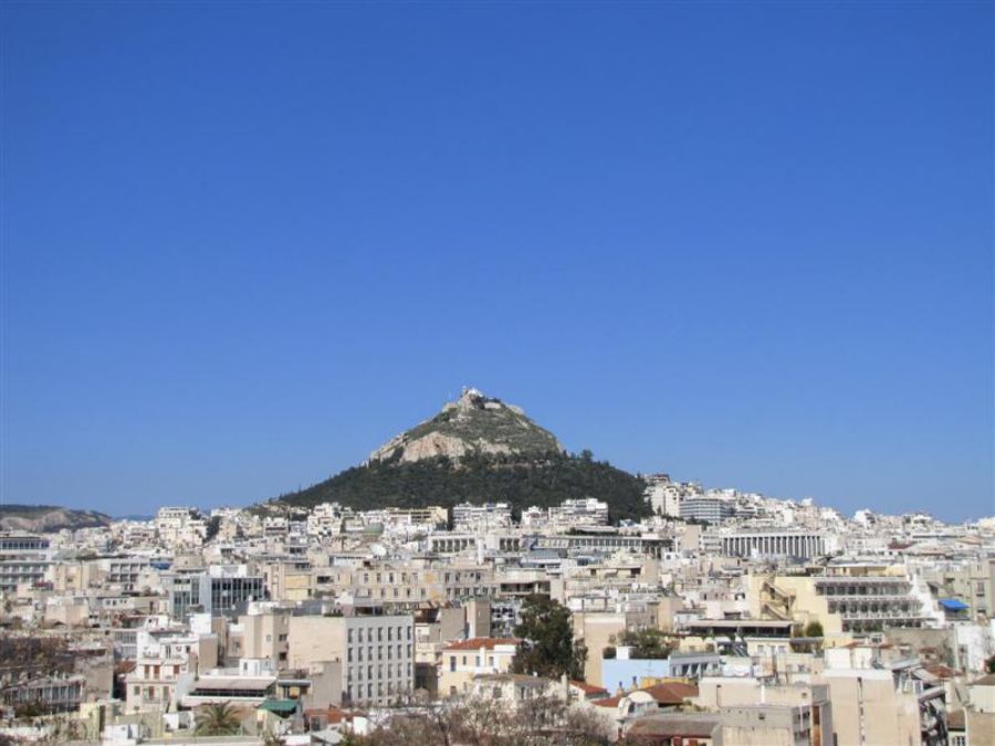 נוף מהאקרופוליס לעבר Mount Lycabettus